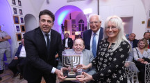 Pro-Israel Philanthropists Dr. Miriam & Sheldon Adelson Receive the Friends Of Zion Award Pro-Israel Philanthropists Dr. Miriam & Sheldon Adelson Receive the Friends Of Zion Award