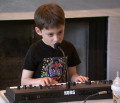 7-year-old “musical genius” wows celebrities